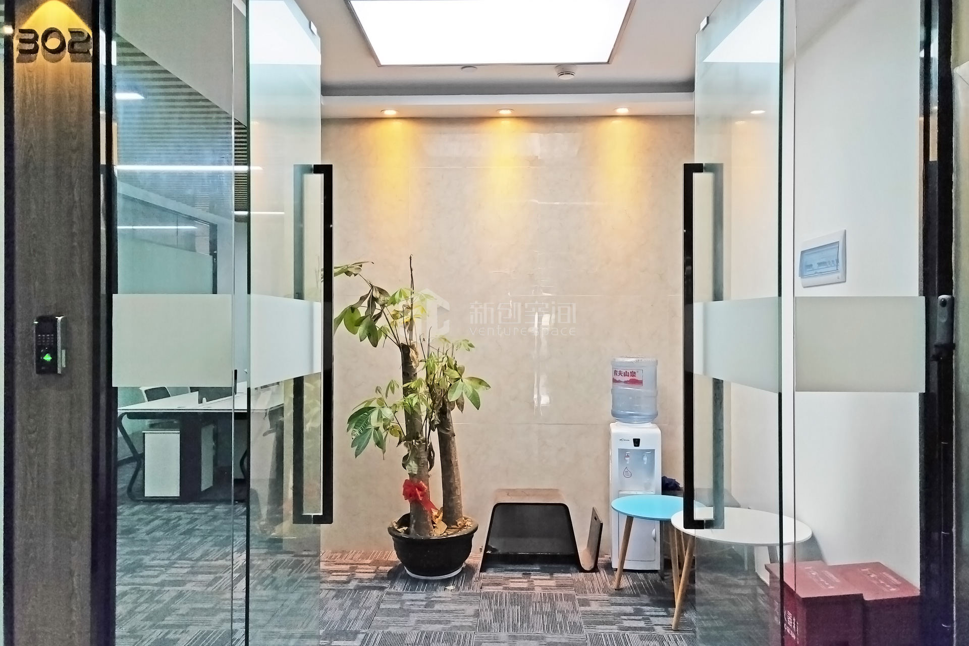 深圳虚拟大学园111m²办公室出租7215元/月
